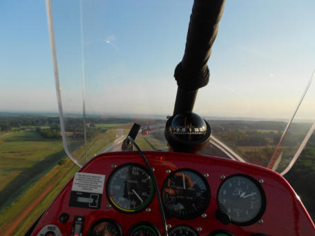 P&M Aviation Quik GT450 trike  take-off at Jackson County Airport